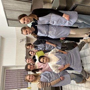 Hribarovi volonteri u pučkoj kuhinji